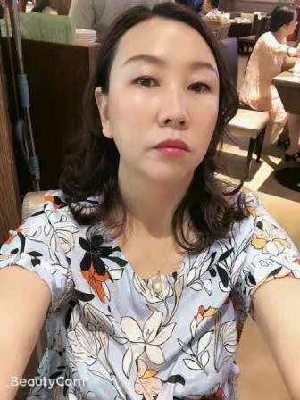 同德广场大胸熟女 第4张