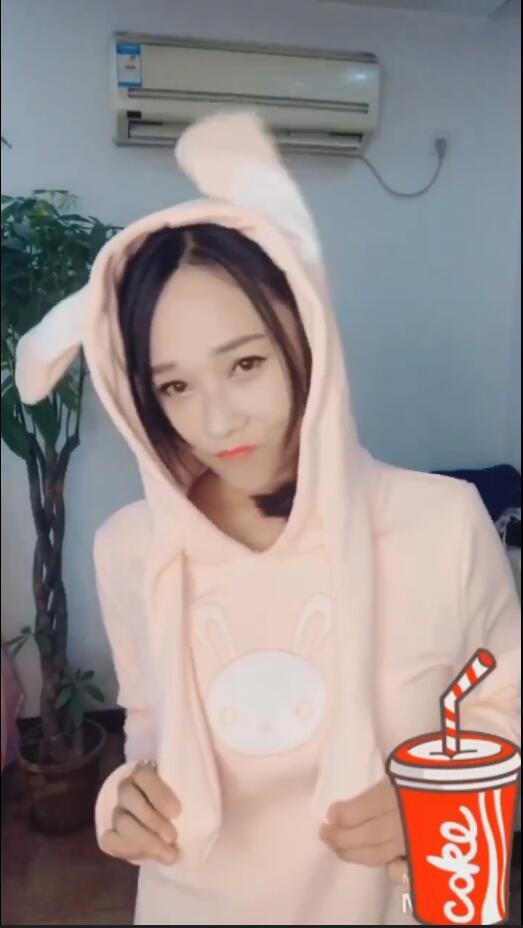 身材，样貌俱佳的高冷妹子 第2张