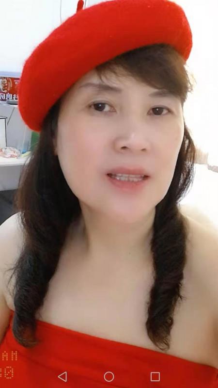 体验喷水温柔熟女阿英 第2张