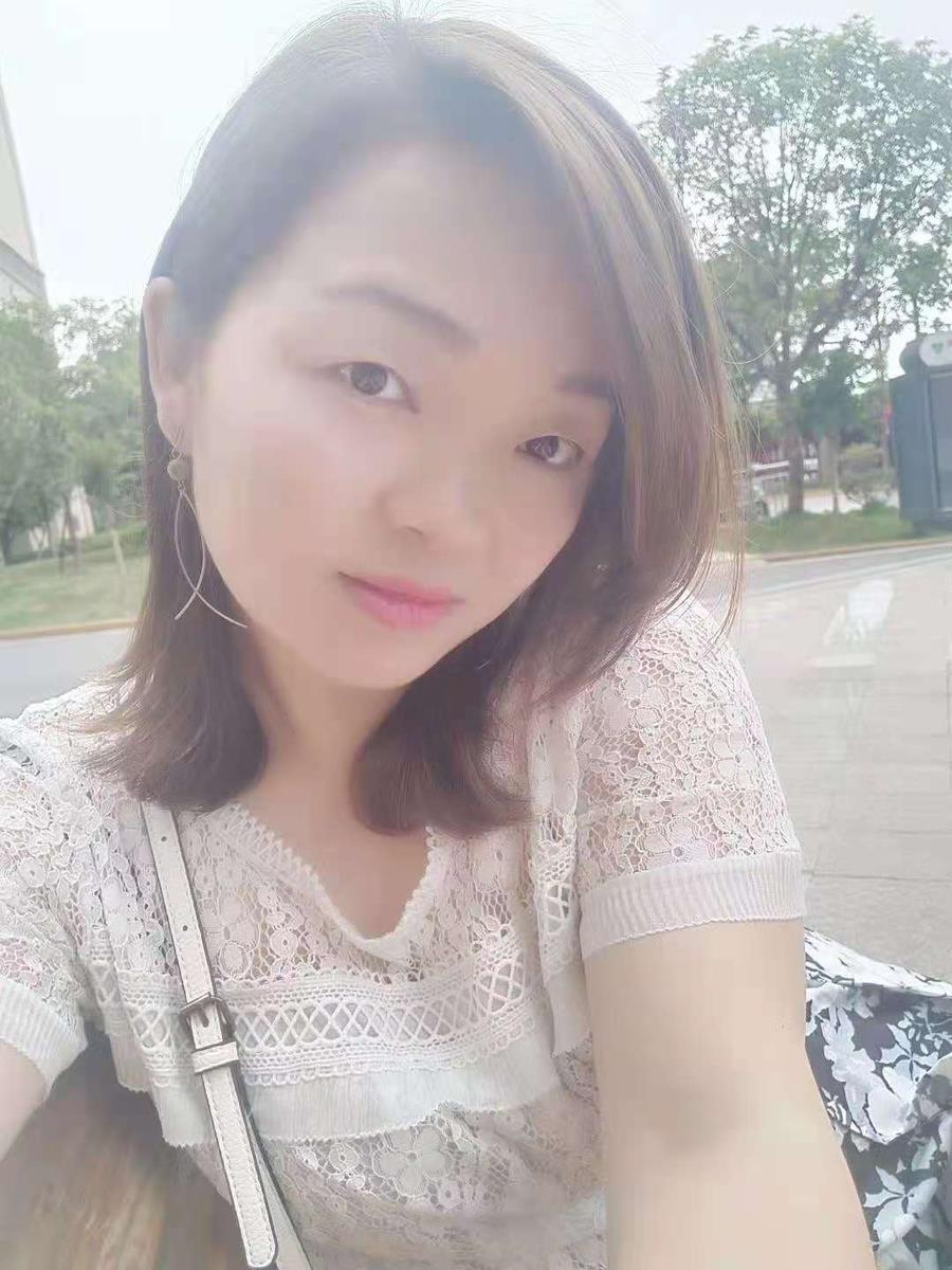 岳麓区金星北路王府井附近少妇 第2张